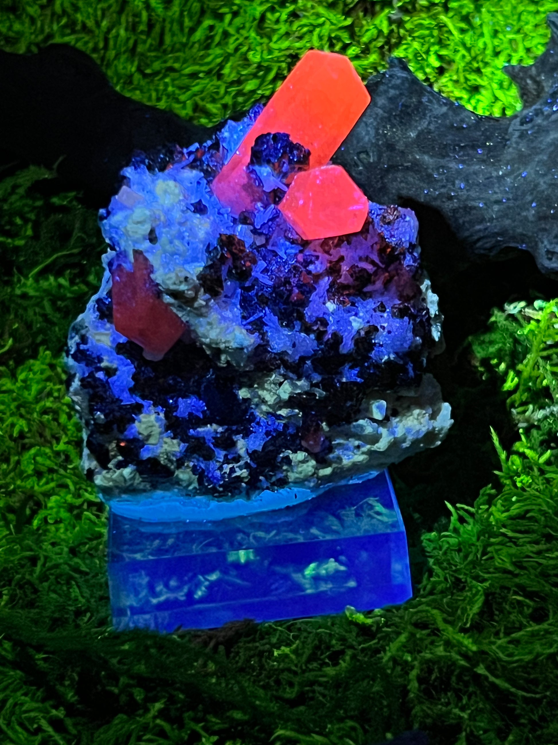 Columnar Calcite w/ Pyrite and Quartz