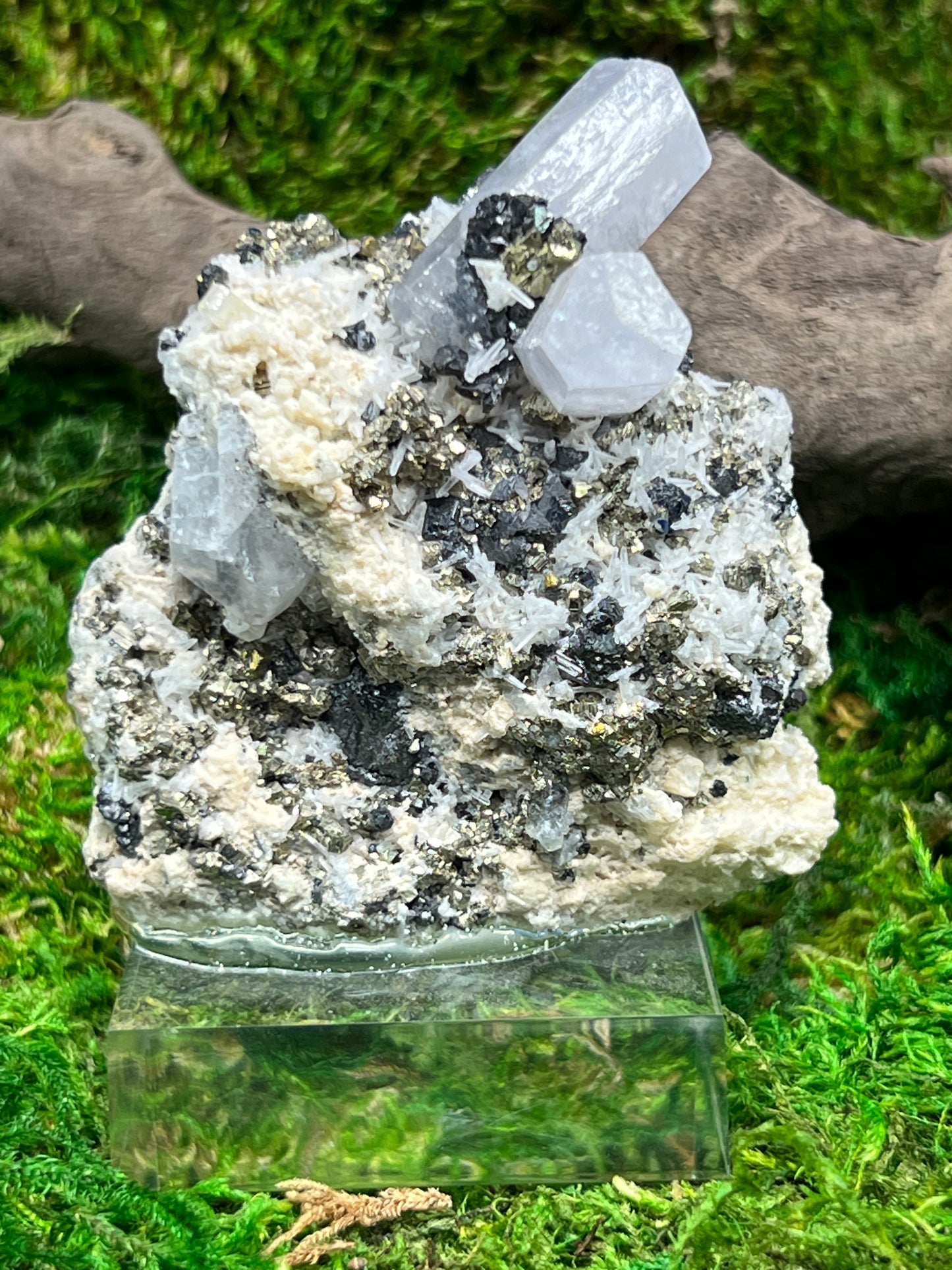 Columnar Calcite w/ Pyrite and Quartz
