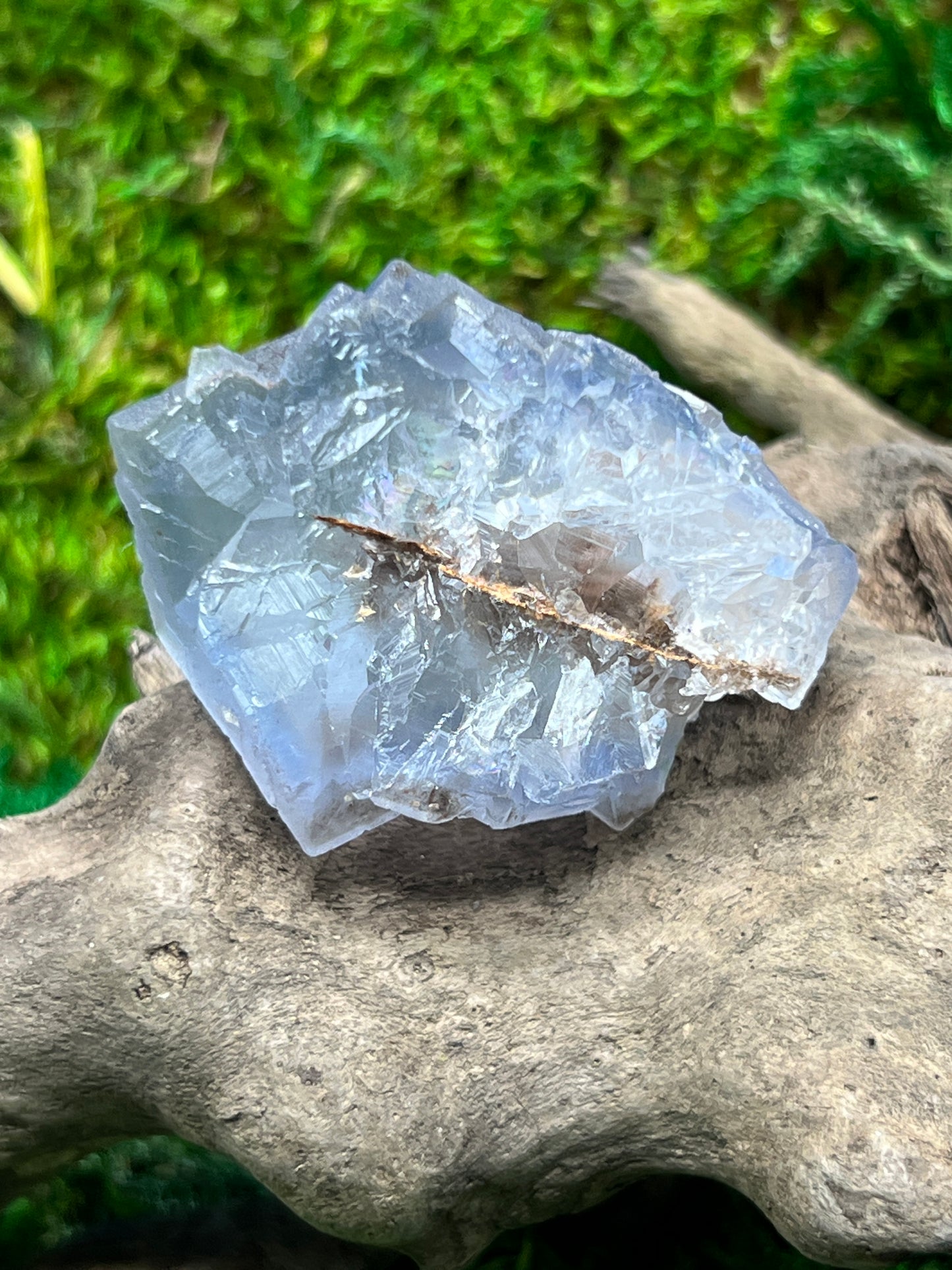 Natural Fluorite Crystal from Balochistan, Pakistan