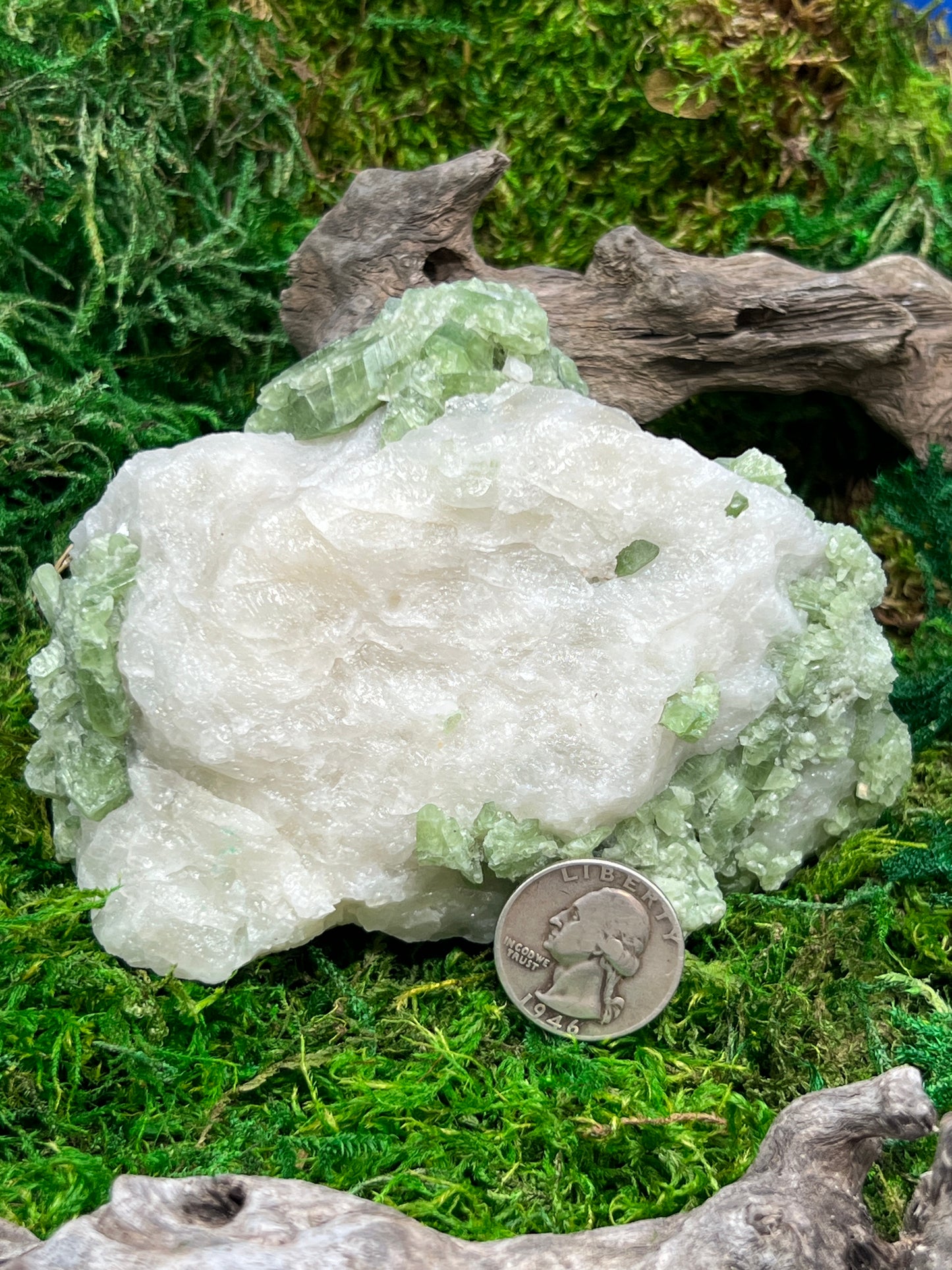 Natural Diopside on Calcite from Afghanistan