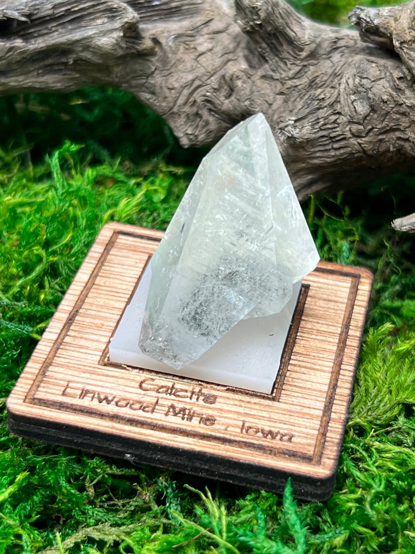 Natural Calcite Crystal from Linwood Mine