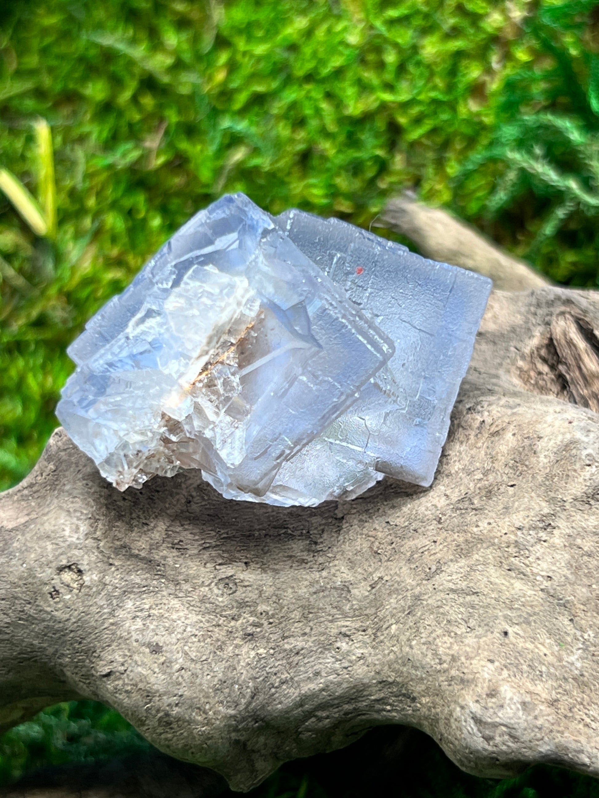 Natural Fluorite Crystal from Balochistan, Pakistan