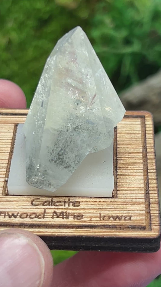 Natural Calcite Crystal from Linwood Mine