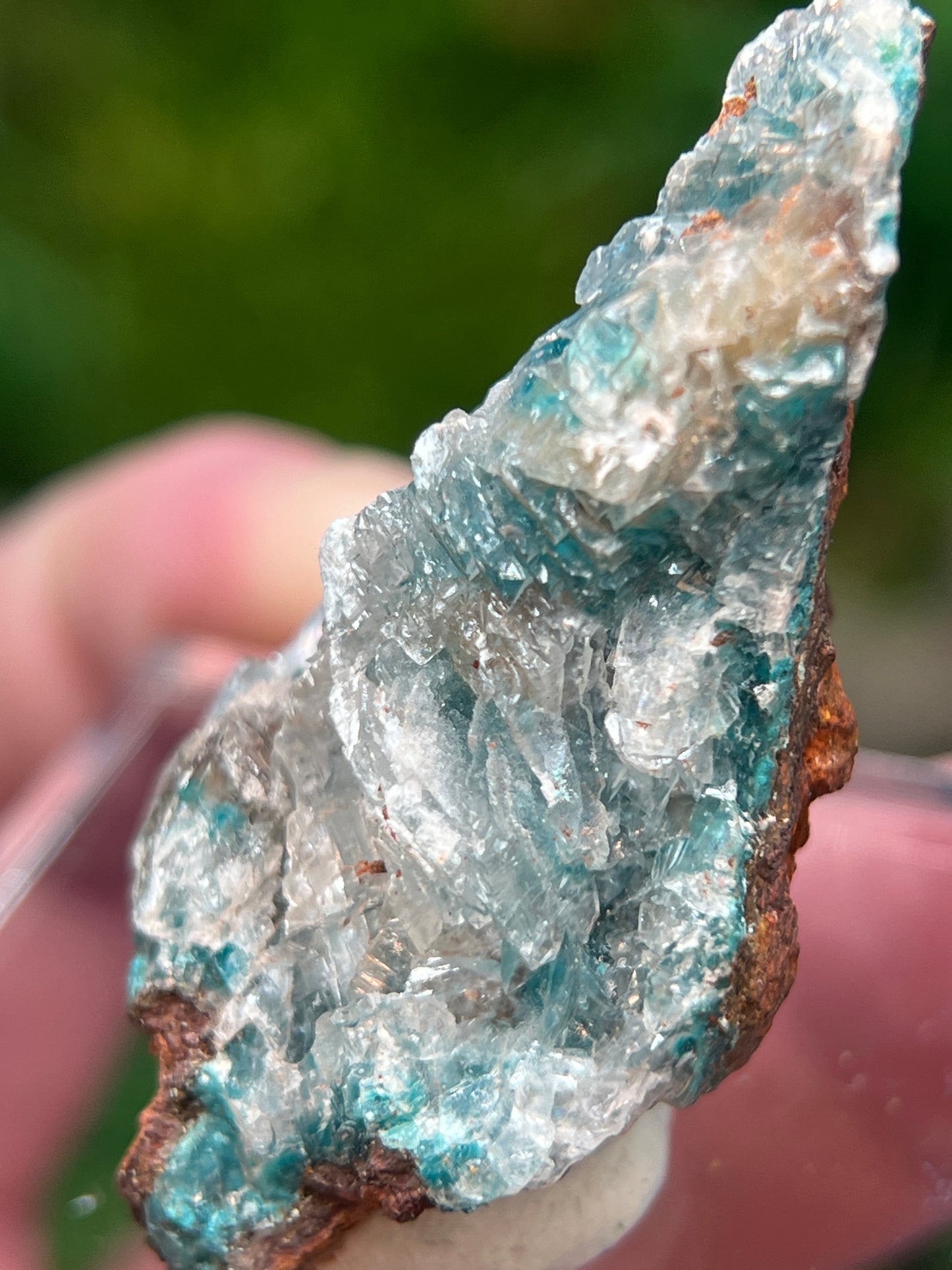 Calcite over Rosasite from Ojuela Mine, Durango